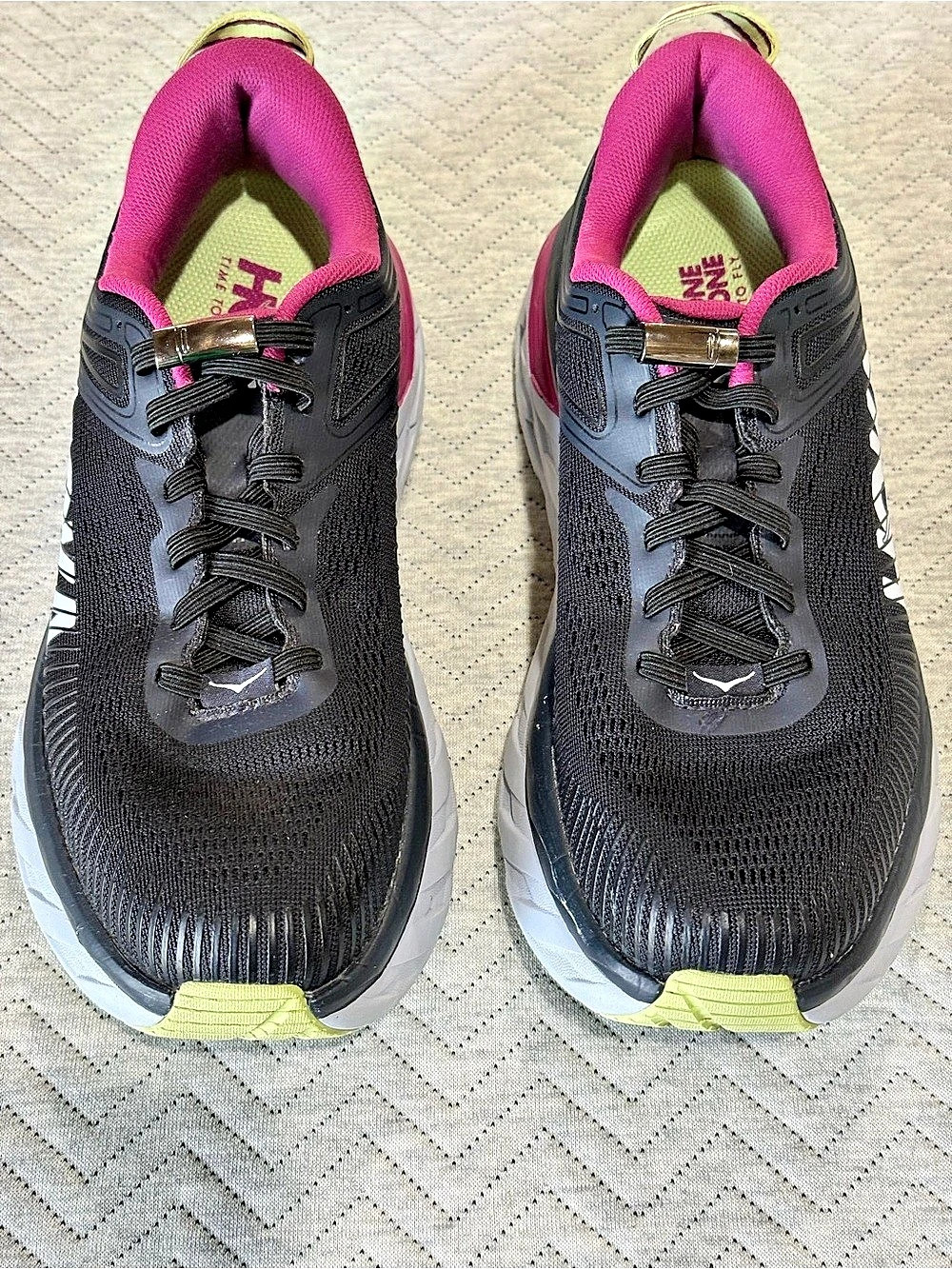 HOKA Bondi 7 Women's Black & Pink Athletic Shoes